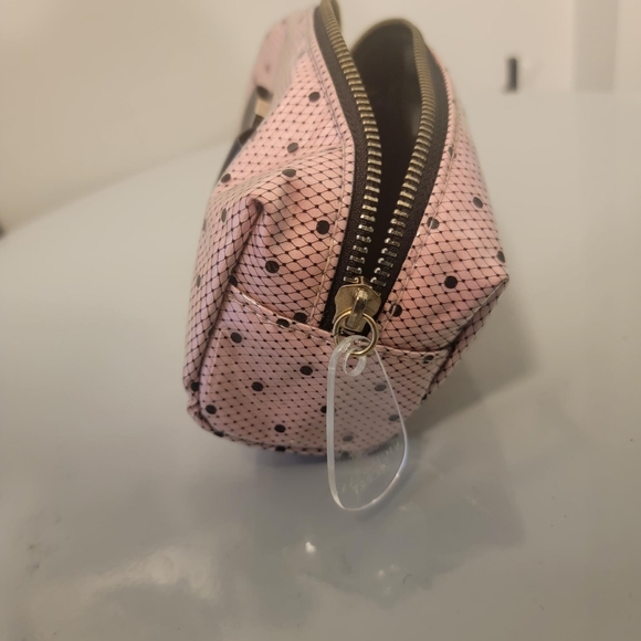 Victoria's secret cosmetic pouch - Picture 2 of 4